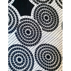 Tissu de wax africain cercles noirs et blancs