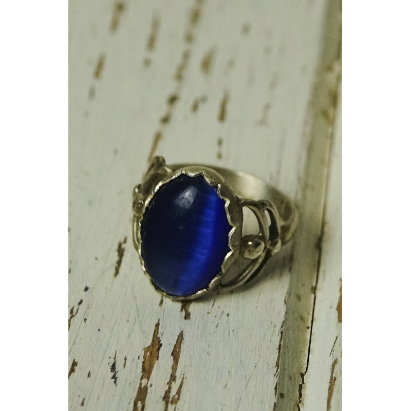 Antique silver ring with navy blue stone