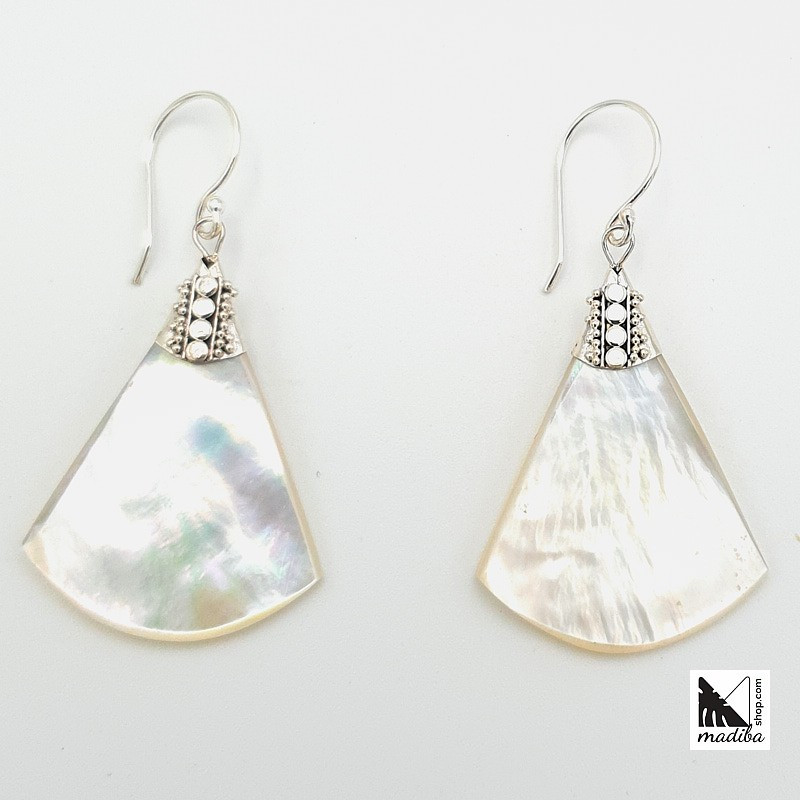 Triangle shapped mother of pearl - Silver and  earrings _ 5