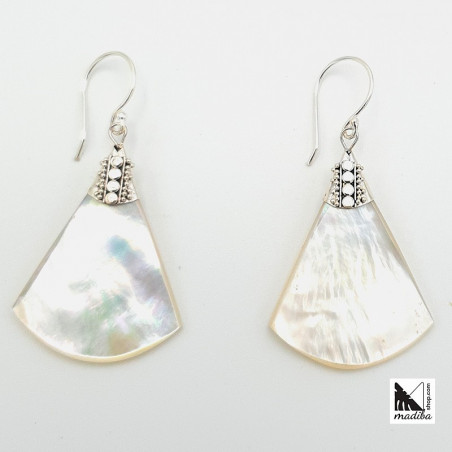 Triangle shapped silver and mother of pearl earrings