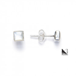 Silver and mother-of-pearl square earrings | Madibashop