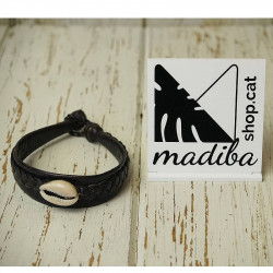 Braided leather and shell bracelets _ 5
